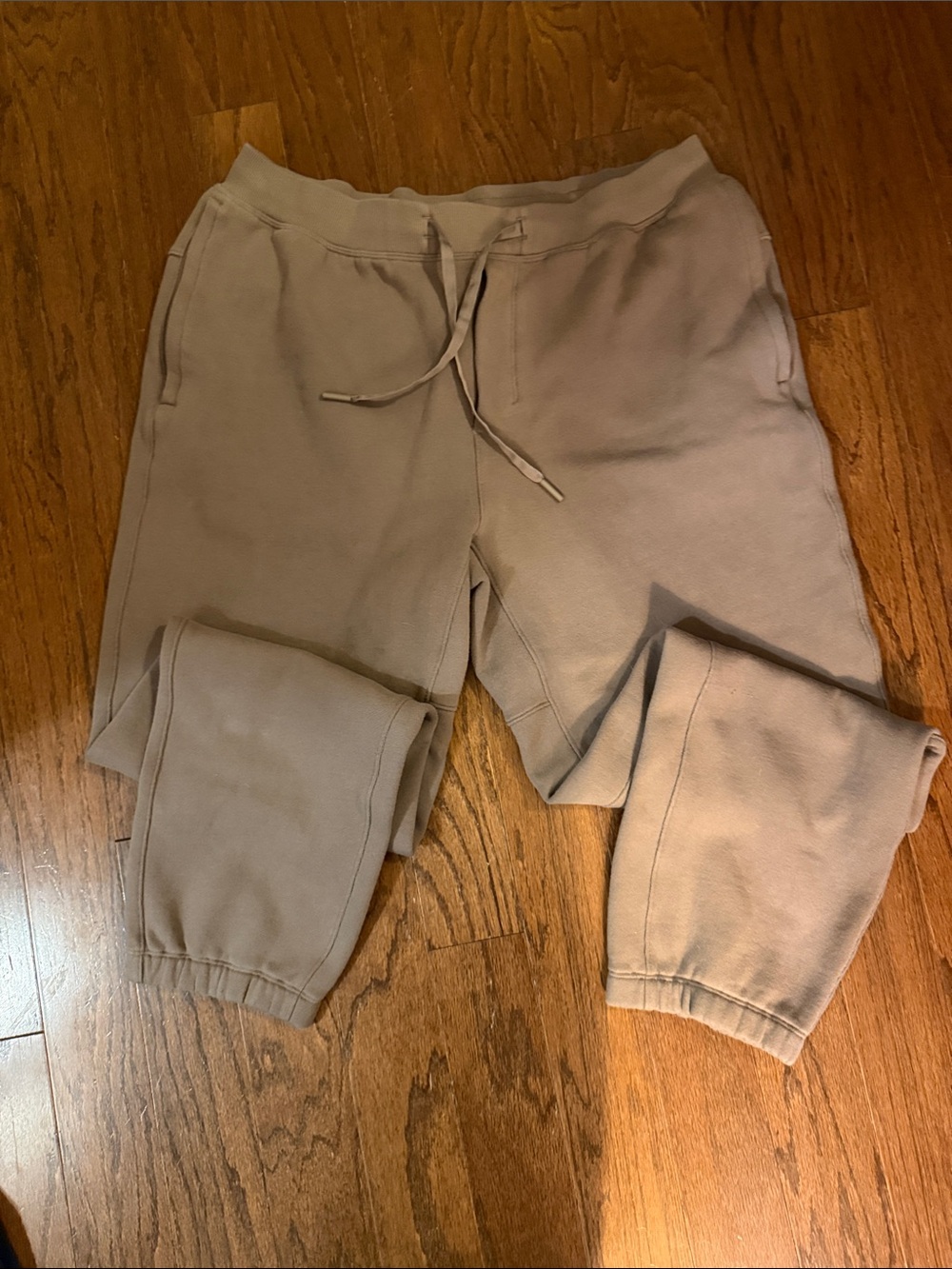 lululemon athletica Men's Drawstring Joggers - Light Taupe